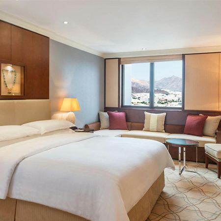 Sheraton Oman Hotel Μουσκάτ Εξωτερικό φωτογραφία Deluxe Room