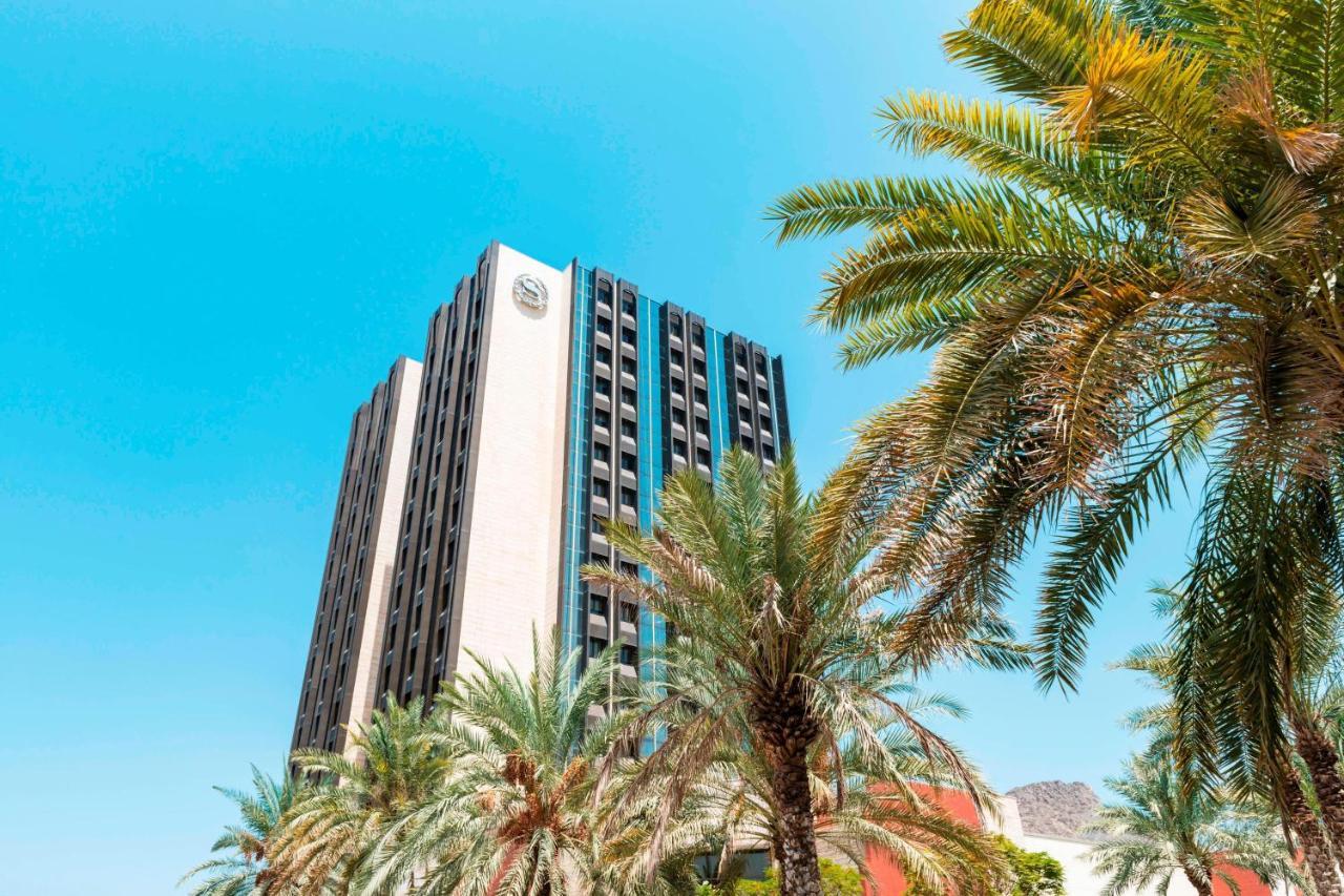 Sheraton Oman Hotel Μουσκάτ Εξωτερικό φωτογραφία The hotel in 2016