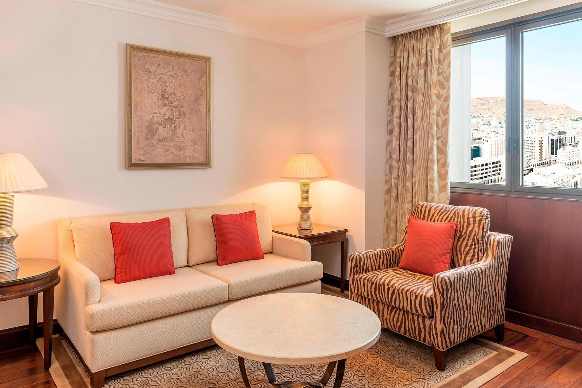 Sheraton Oman Hotel Μουσκάτ Εξωτερικό φωτογραφία Living room