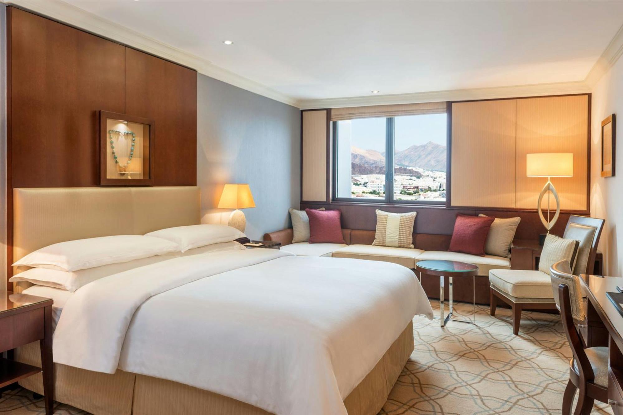 Sheraton Oman Hotel Μουσκάτ Εξωτερικό φωτογραφία Deluxe Room